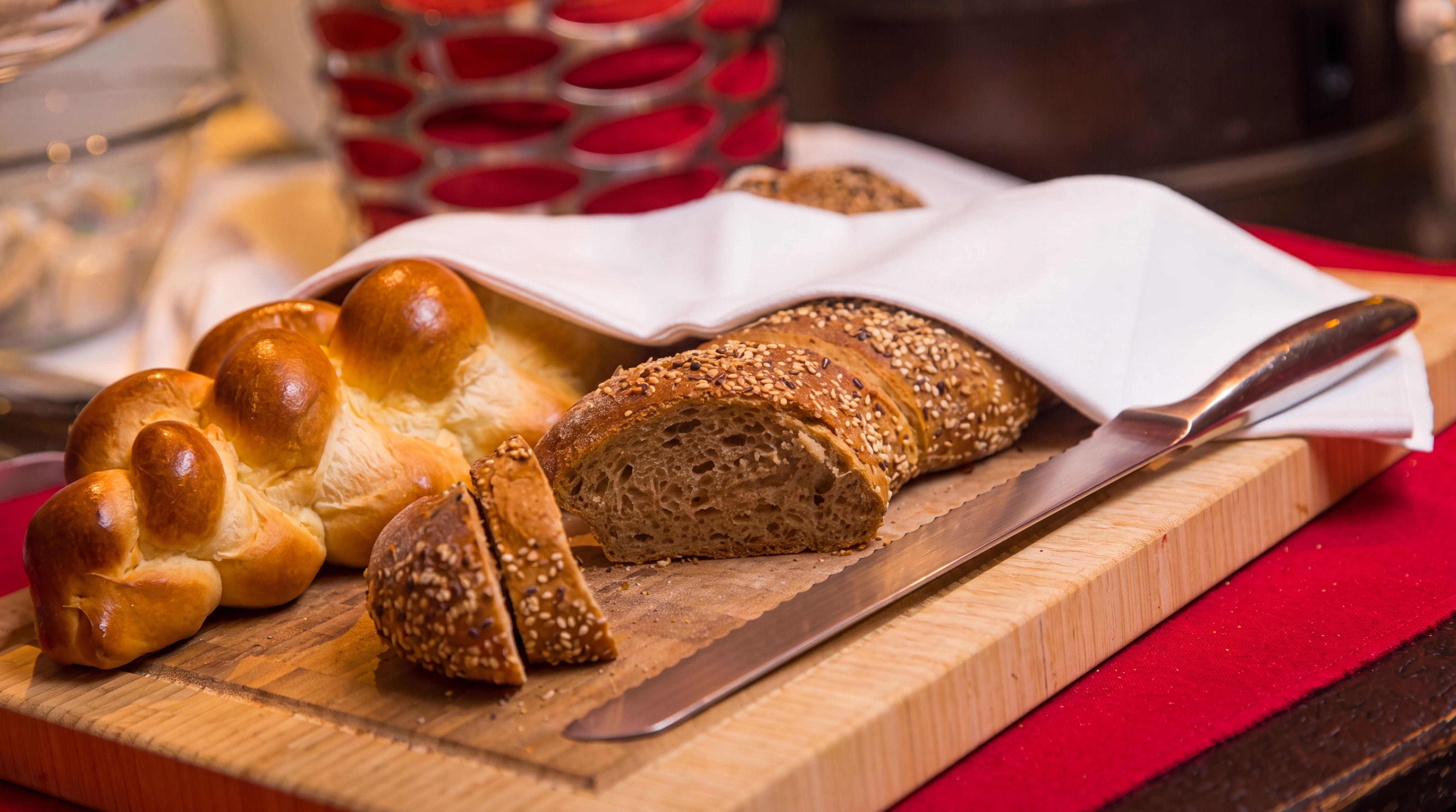 Frisches Brot am Frühstücksbuffet, Hotel Belair Wallisellen