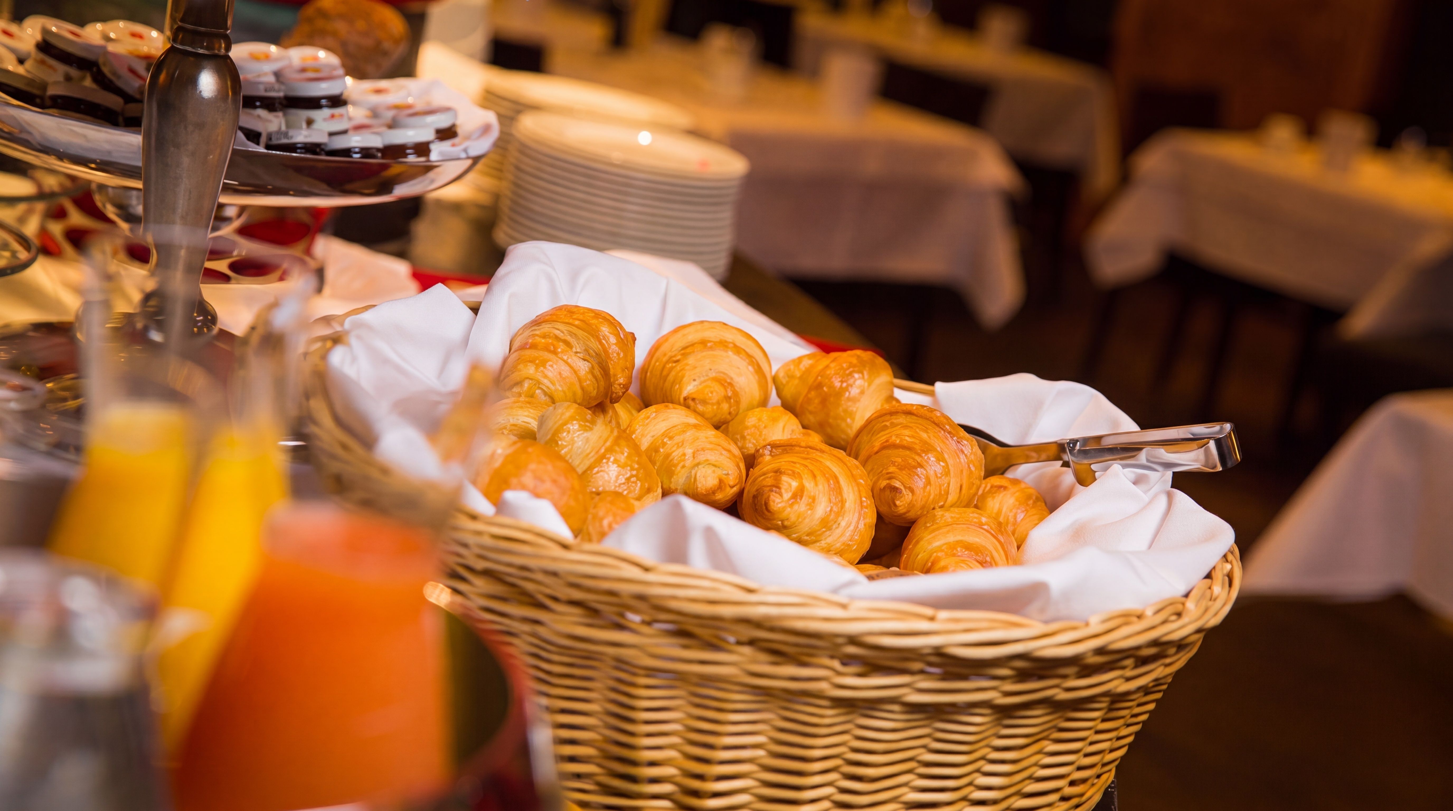Gipfeli am Frühstücksbuffet, Hotel Belair Wallisellen